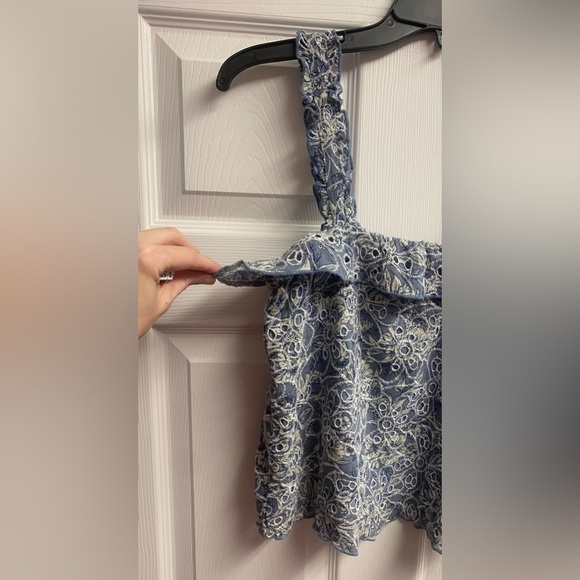 American Eagle Cotton/Viscose Embroidered Eyelet Ruffle Crop Top Size XS - Picture 3 of 6